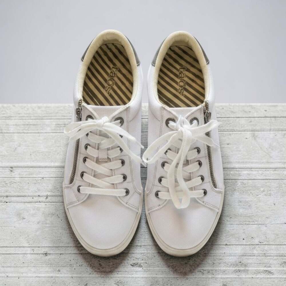 Taos Z-Soul Canvas Side Zip Sneakers